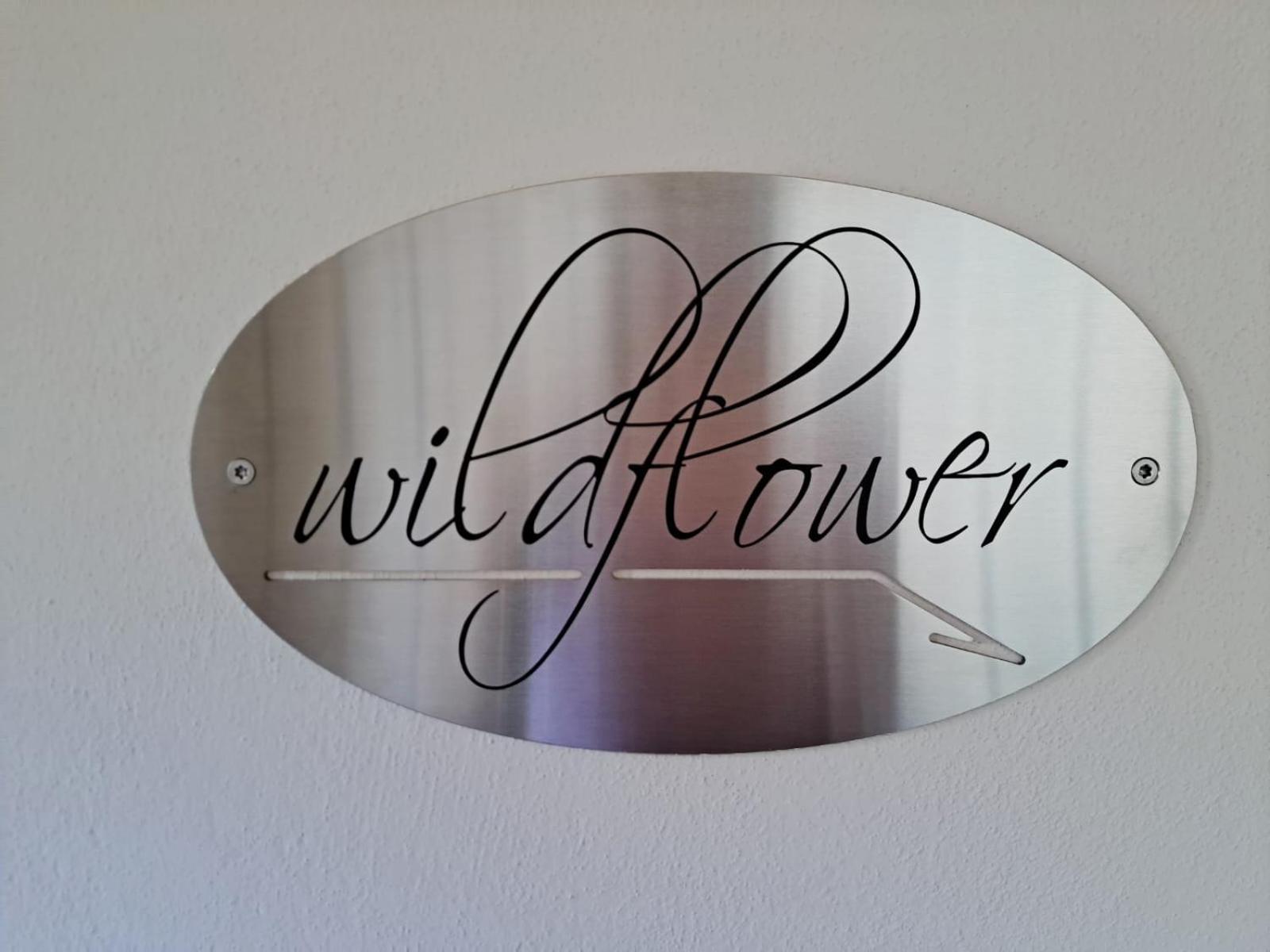Apartment Wildflower In Privatvilla Im Herzen Merans Dış mekan fotoğraf