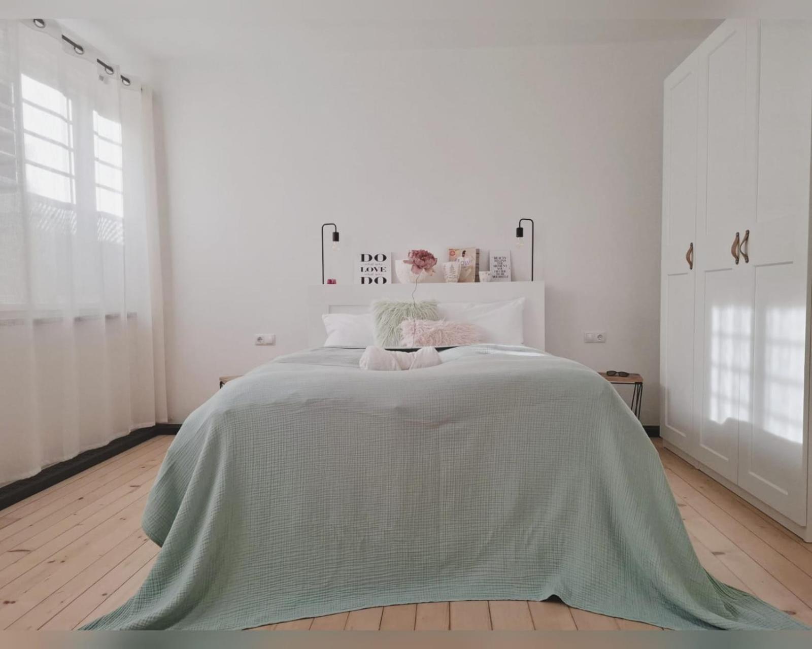 Apartment Wildflower In Privatvilla Im Herzen Merans Dış mekan fotoğraf